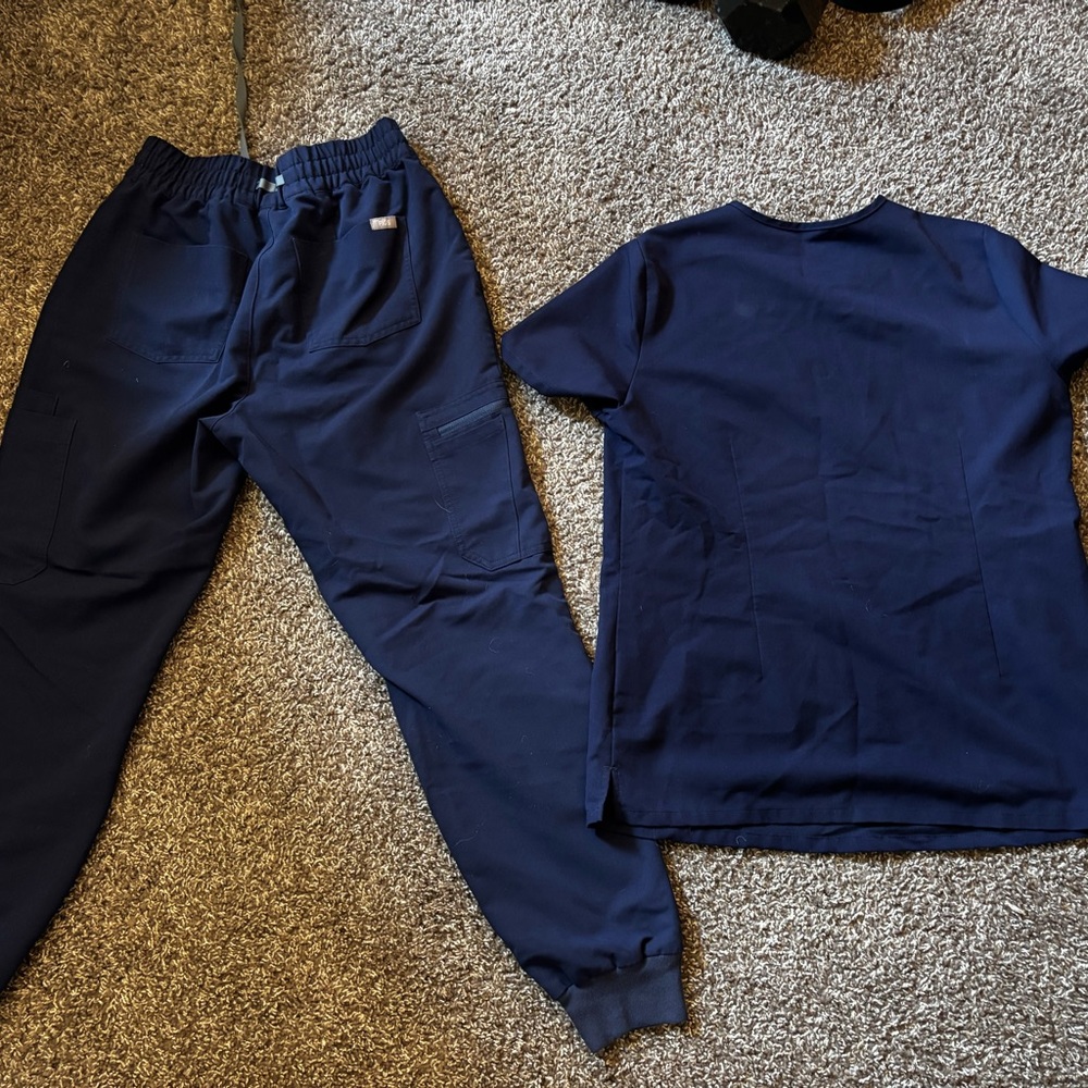 Figs Navy Blue Scrub Top and Jogger Pants Set - Picture 2 of 4